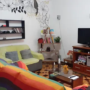 Casa alegre em Bairro boêmio Quarto em Acomodações Particulares